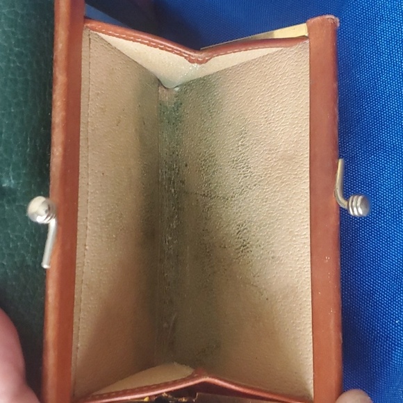 VTG 90s Dooney and Bourke Green Pebble Grain Wallet - Picture 6 of 14